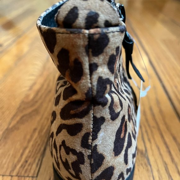 Cheetah Print Booties by Forever 21- NWT - Picture 3 of 7